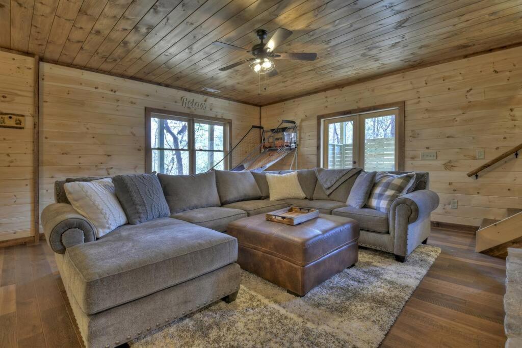 Rosewood Retreat - Hot Tub Fire Pit Pool Table Villa Blue Ridge Exterior photo