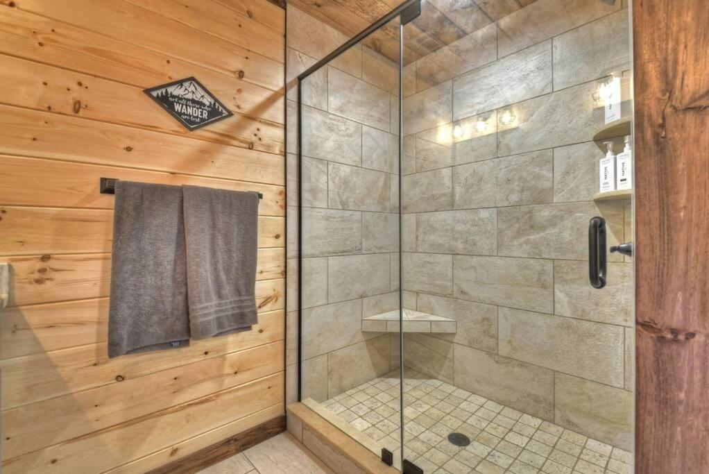 Rosewood Retreat - Hot Tub Fire Pit Pool Table Villa Blue Ridge Exterior photo